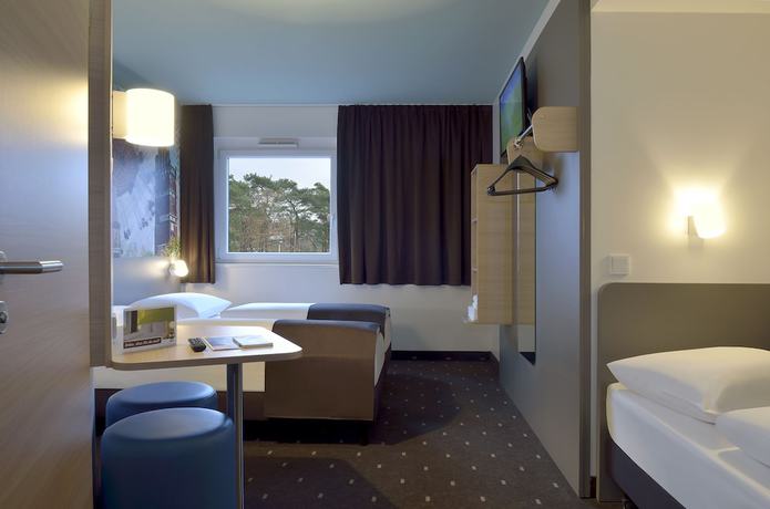 Imagen de la habitación del Hotel B&B Darmstadt. Foto 14