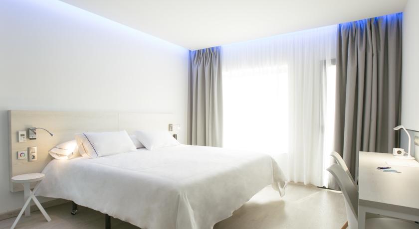 Imagen de la habitación del Hotel B&B Donostia San Sebastian Aeropuerto. Foto 2