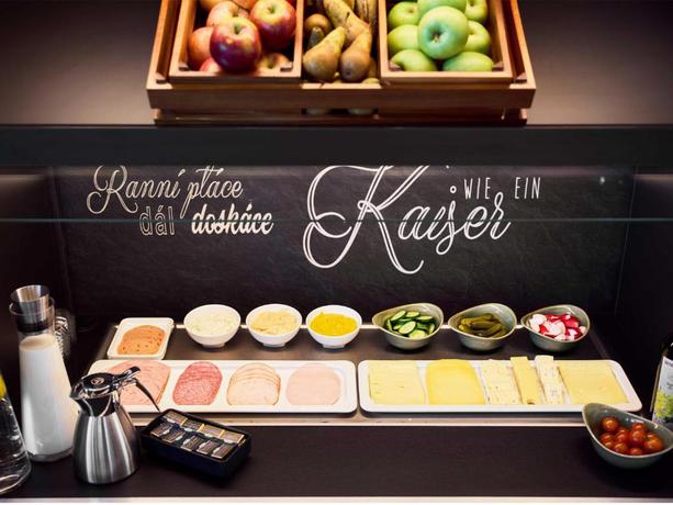 Imagen del bar/restaurante del Hotel B&B Dresden- Messe. Foto 8