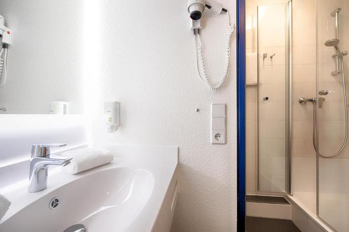 Imagen de la habitación del Hotel B&B Dresden-Altstadt. Foto 5