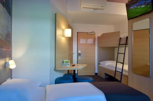 Imagen de la habitación del Hotel B&B Düsseldorf-Airport. Foto 8