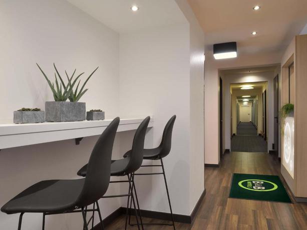 Imagen de los interiores del Hotel B&B D&uuml;sseldorf-Ratingen. Foto 7