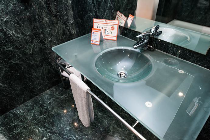 Imagen de la habitación del Hotel B&B Elche. Foto 15