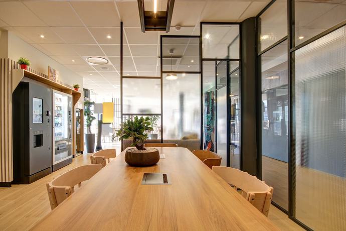 Imagen de los interiores del Hotel B&B Epernay. Foto 16