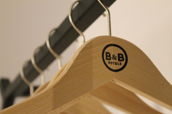 Imagen de la habitación del Hotel B&B Epernay. Foto 7