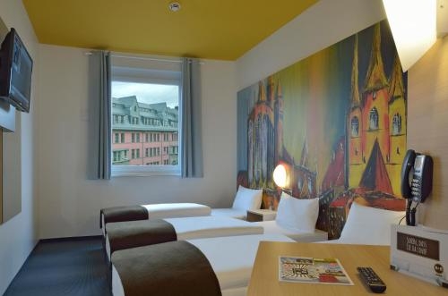 Imagen de la habitación del Hotel B&B Erfurt. Foto 9