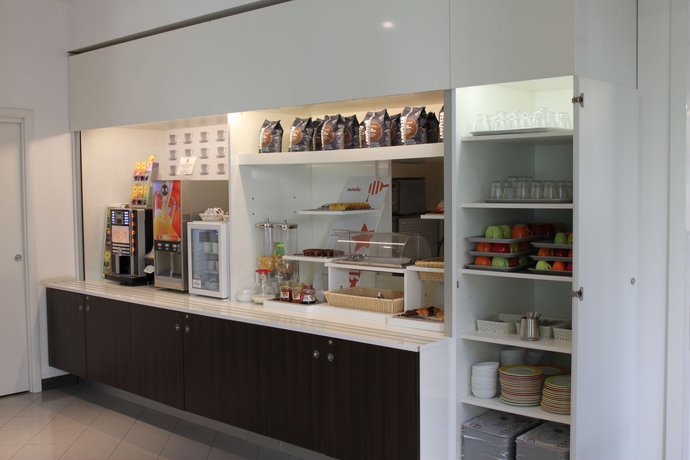 Imagen del bar/restaurante del Hotel B&B Faenza. Foto 3