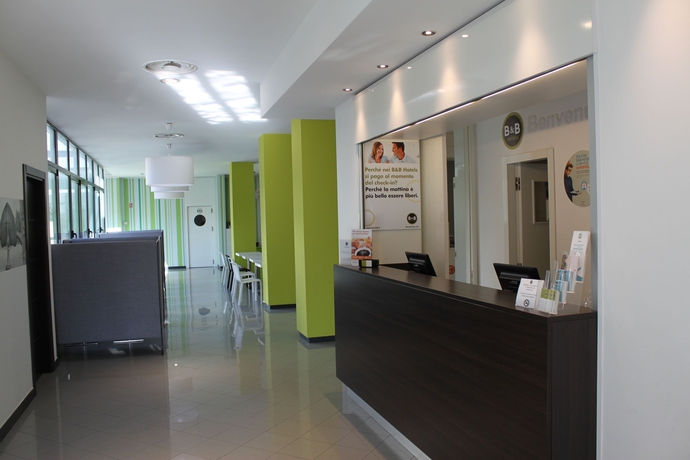 Imagen de los interiores del Hotel B&B Faenza. Foto 15