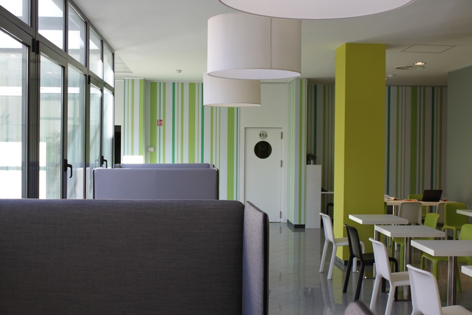 Imagen del bar/restaurante del Hotel B&B Faenza. Foto 5