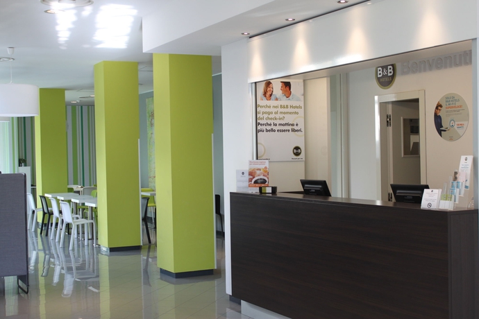 Imagen de los interiores del Hotel B&B Faenza. Foto 16