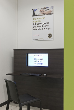 Imagen de los interiores del Hotel B&B Ferrara. Foto 15