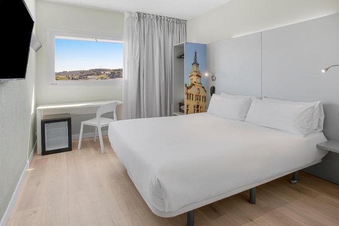 Imagen de la habitación del Hotel B&B Figueres. Foto 2