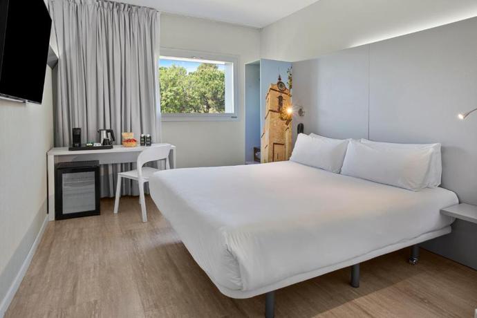 Imagen de la habitación del Hotel B&B Figueres. Foto 5