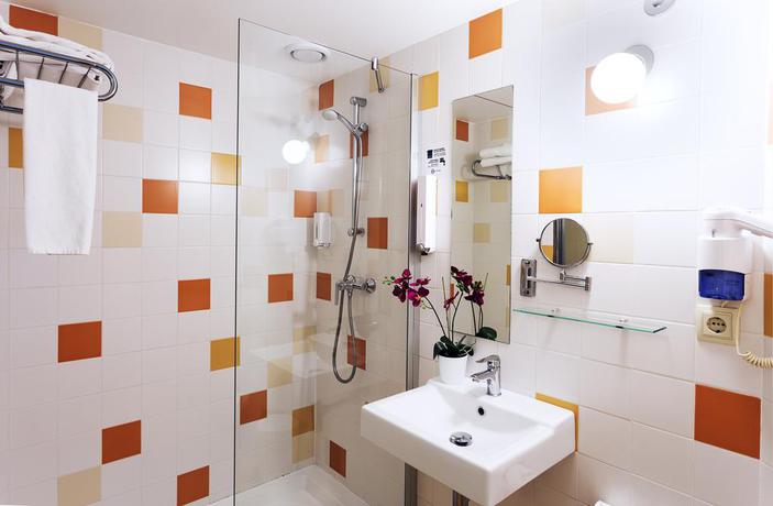 Imagen de la habitación del Hotel B&B Figueres. Foto 4