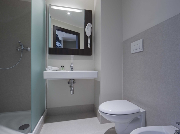 Imagen de la habitación del Hotel B&B Firenze City Center. Foto 10