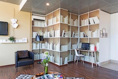 Imagen de los interiores del Hotel B&B Firenze Novoli. Foto 7