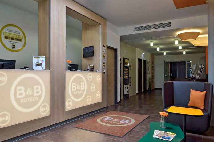 Imagen de los interiores del Hotel B&B Freiburg-Nord. Foto 20