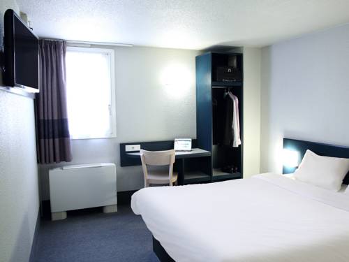 Imagen de la habitación del Hotel B&B Frejus Puget-sur-argens. Foto 9