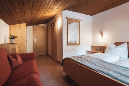 Imagen de la habitación del Hotel B&B Frohsinn. Foto 17