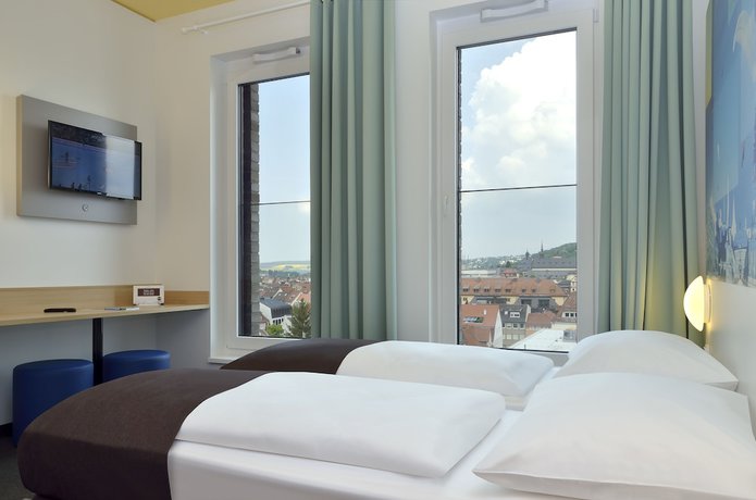 Imagen de la habitación del Hotel B&B Fulda. Foto 8