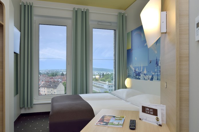 Imagen de la habitación del Hotel B&B Fulda. Foto 11