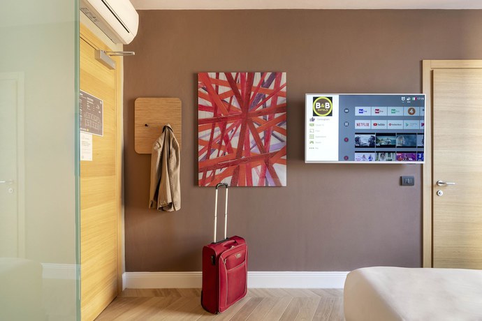 Imagen de la habitación del Hotel B&B Genova City Center. Foto 8