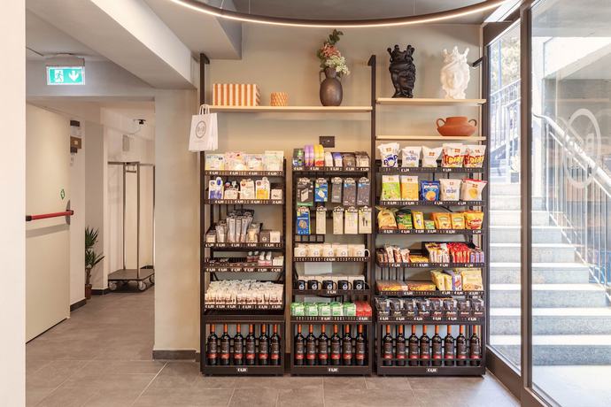 Imagen de los interiores del Hotel B&B Genova City Center. Foto 19