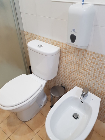 Imagen de la habitación del Hotel B&B Gisira. Foto 16