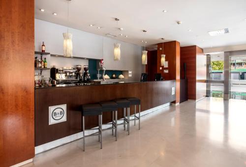 Imagen general del Hotel B&B Granada Estación. Foto 4