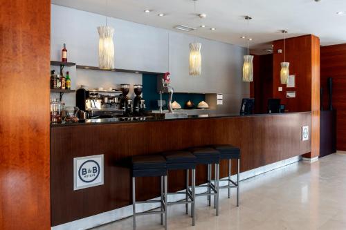 Imagen general del Hotel B&B Granada Estación. Foto 5