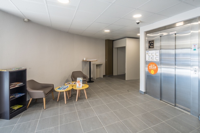 Imagen de los interiores del Hotel B&B Grenoble Centre Verlaine. Foto 14