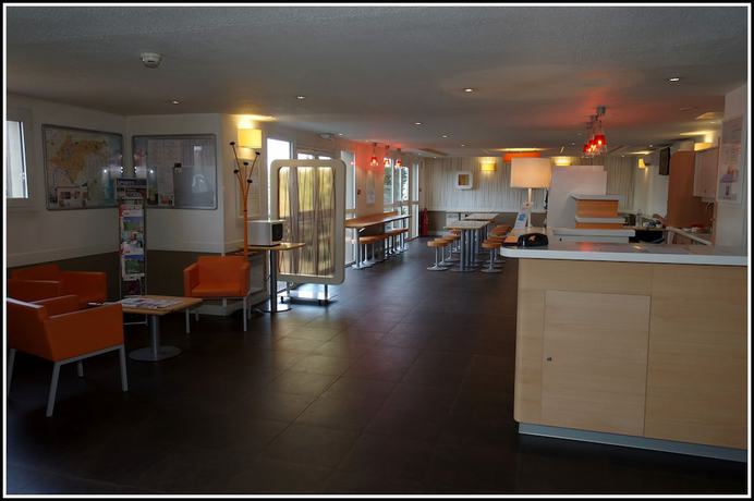 Imagen de los interiores del Hotel B&B HOTEL Annemasse Est. Foto 18