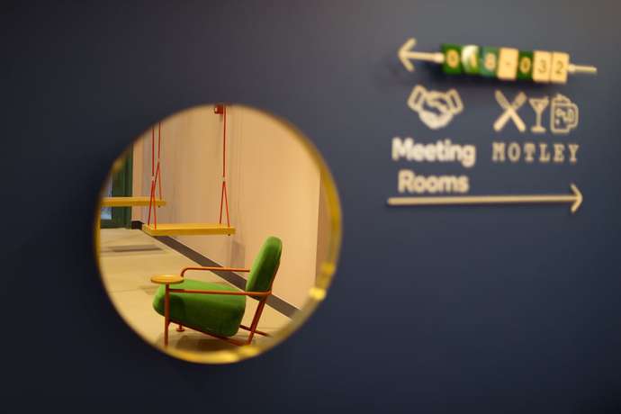 Imagen de los interiores del Hotel B&B HOTEL Brussels Centre Louise. Foto 8