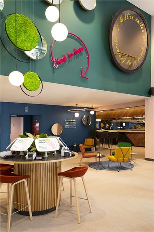 Imagen de los interiores del Hotel B&B HOTEL Brussels Centre Louise. Foto 9