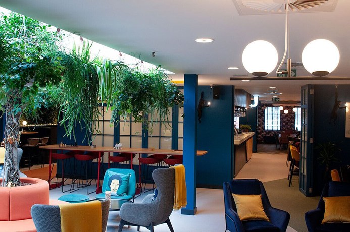 Imagen de los interiores del Hotel B&B HOTEL Brussels Centre Louise. Foto 11