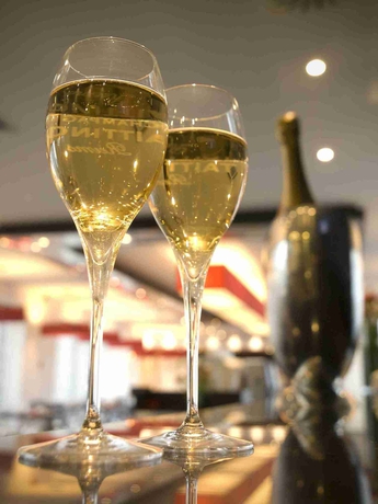 Imagen del bar/restaurante del Hotel B&B HOTEL Brussels East Woluwe. Foto 3