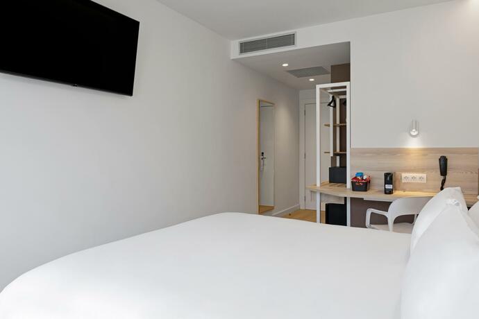 Imagen general del Hotel B&B HOTEL Castro Urdiales. Foto 5