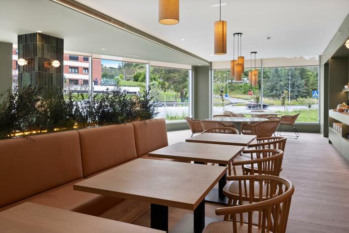 Imagen general del Hotel B&B HOTEL Castro Urdiales. Foto 9