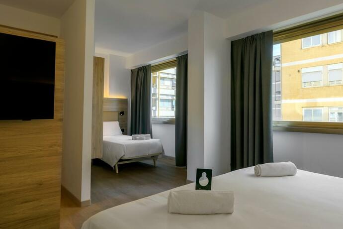 Imagen general del Hotel B&B HOTEL Catania City Center. Foto 12