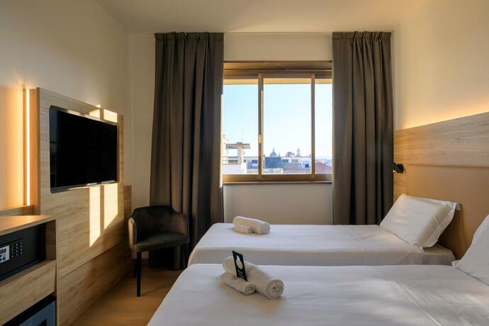 Imagen general del Hotel B&B HOTEL Catania City Center. Foto 22