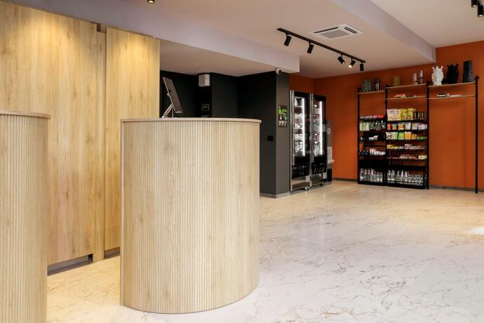 Imagen general del Hotel B&B HOTEL Catania City Center. Foto 27