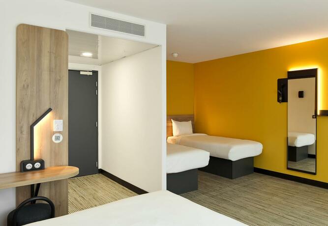 Imagen general del Hotel B&B HOTEL Cergy Saint-Christophe Gare. Foto 6