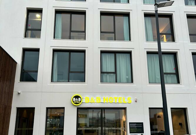 Imagen general del Hotel B&B HOTEL Cergy Saint-Christophe Gare. Foto 20