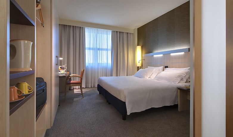 Imagen de la habitación del Hotel B&B HOTEL Cherasco Langhe. Foto 8