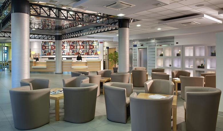 Imagen de los interiores del Hotel B&B HOTEL Cherasco Langhe. Foto 16