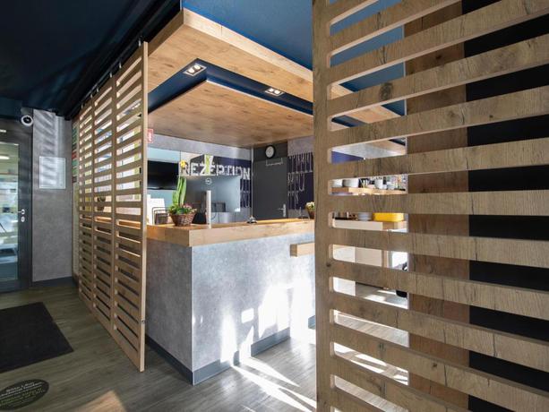 Imagen de los interiores del Hotel B&B HOTEL Düren. Foto 9