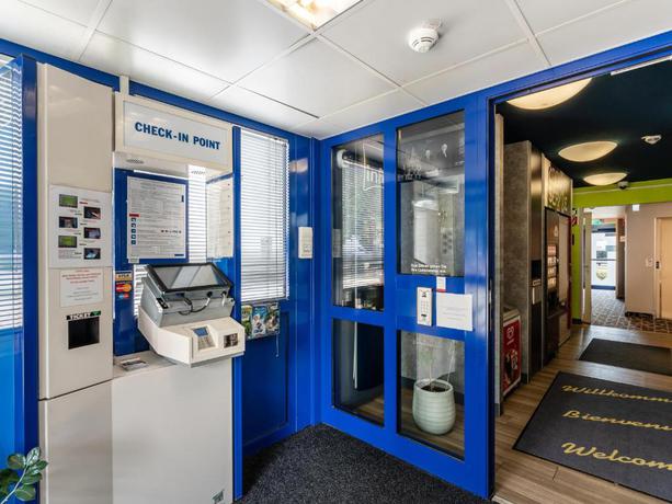 Imagen general del Hotel B&B HOTEL Freiburg-West. Foto 4