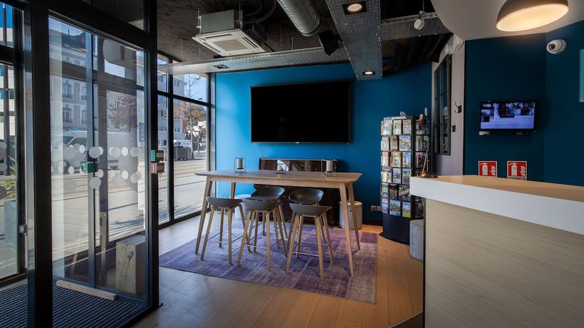 Imagen de los interiores del Hotel B&B HOTEL Le Havre Centre. Foto 18