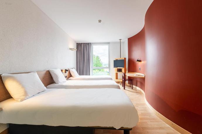 Imagen general del Hotel B&B HOTEL Lully 3 Lakes. Foto 4