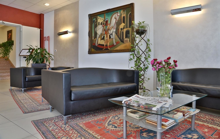 Imagen de los interiores del Hotel B&B HOTEL Mantova Cristallo. Foto 11